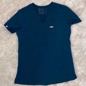 FIGS Caribbean blue catarina scrub top